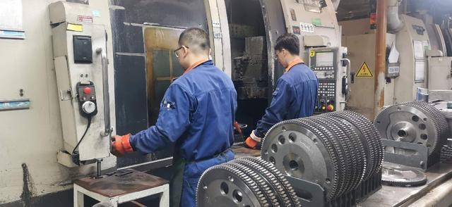 10月24日,记者从东北工业集团吉林大华机械制造有限公司获悉,今年1-9
